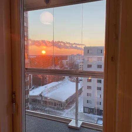 Condition 2-room By Metro & Shopping Center *